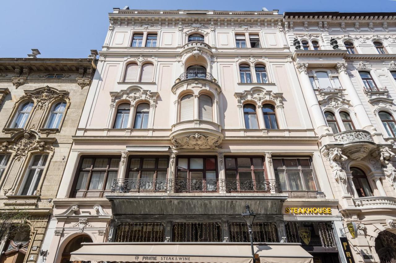 Basilika View Imperial Suite -Sas Street -Need Reservation For Free Parking Budapeste Exterior foto