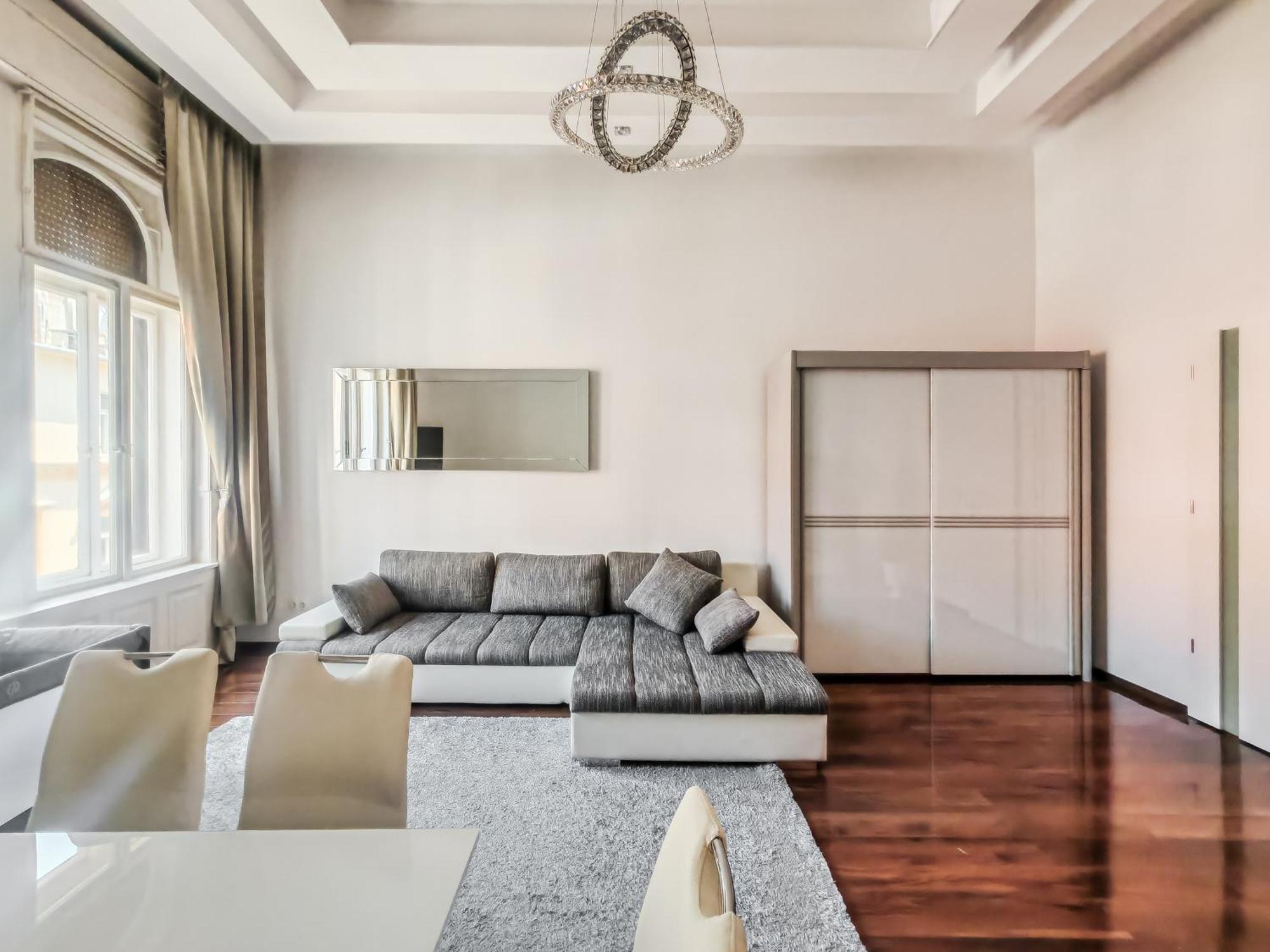 Basilika View Imperial Suite -Sas Street -Need Reservation For Free Parking Budapeste Exterior foto